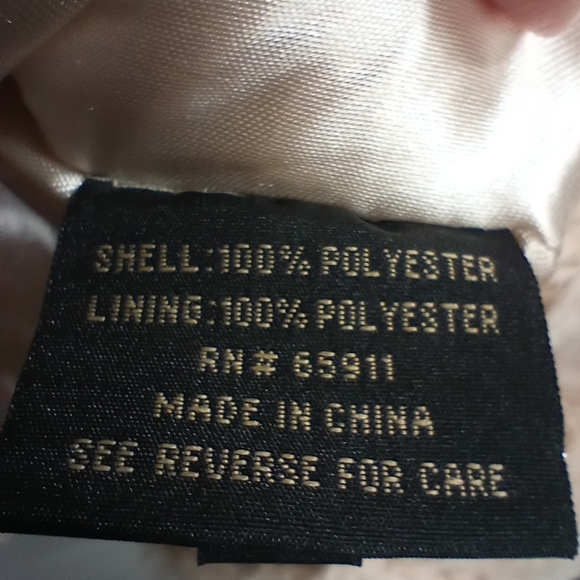 DAMSELLE New York Women's XS Cream Faux Fur Super Soft Ruffle Coat Satin Lined. - Picture 13 of 13